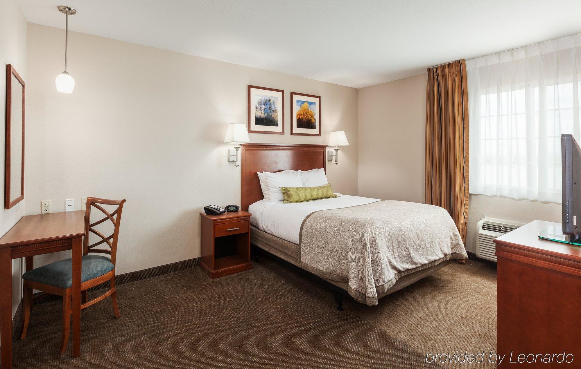 Candlewood Suites El Paso By Ihg Sunrise Acres Exterior foto